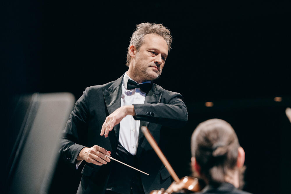 Ono što dirigent radi može se tumačiti skoro kao metafizička transmisija energije