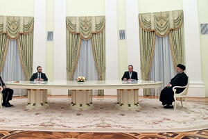 Putin u razgovoru sa Raisijem pohvalio rusko-iransku saradnju u...