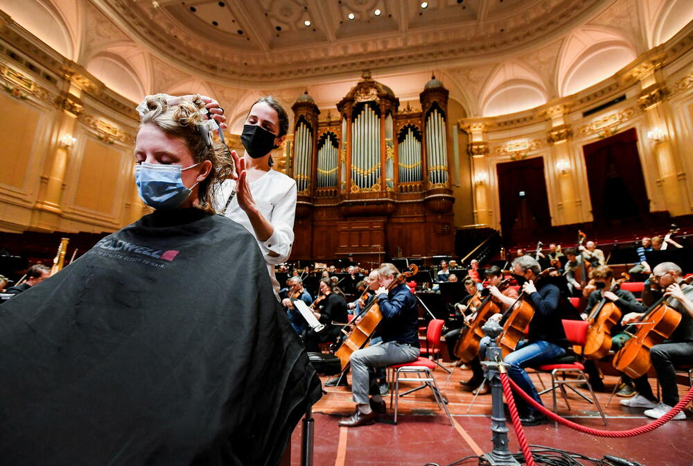 Muzeji i koncertne dvorane u Holandiji protestuju protiv mjera koje omogućavaju rad teretana i frizerskih salona 