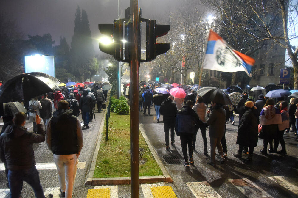Sa jednog od protesta u Podgorici, Foto: Boris Pejović