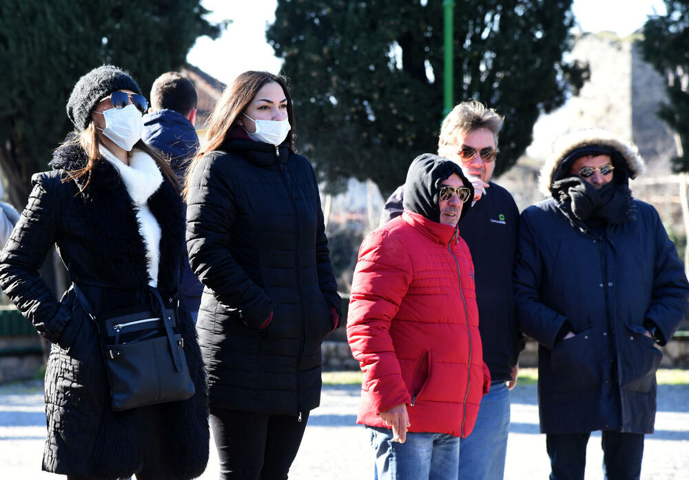 <p>Za razliku od prošle godine, ovoga puta nije bilo pjesme, a nije poštovana ni propisana distanca</p>