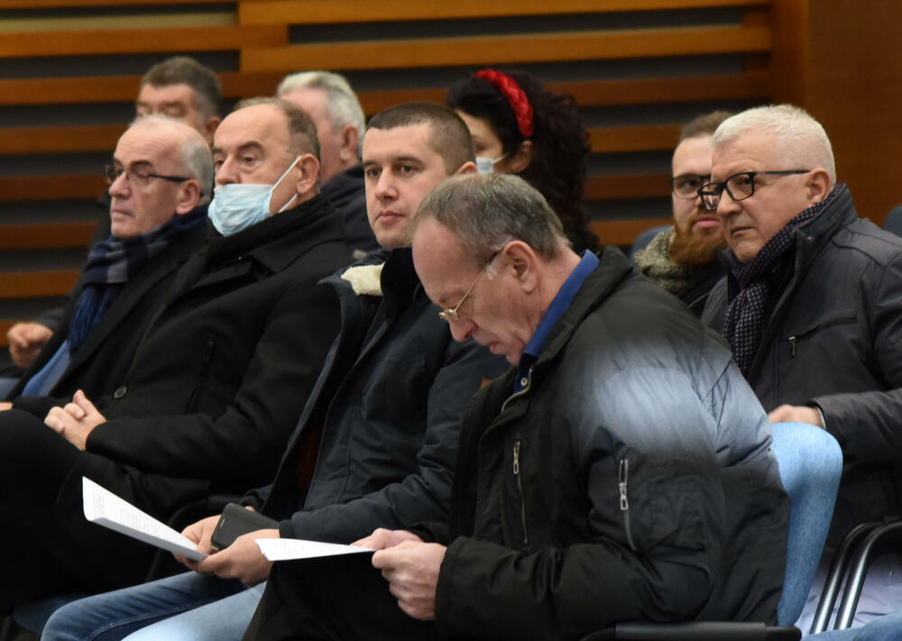 <p>Joković je kazao da će Glavni odbor stranke imati sjednicu na kojoj će se izjasniti o manjinskoj vladi nakon vanrednih sjednica parlamenta</p>