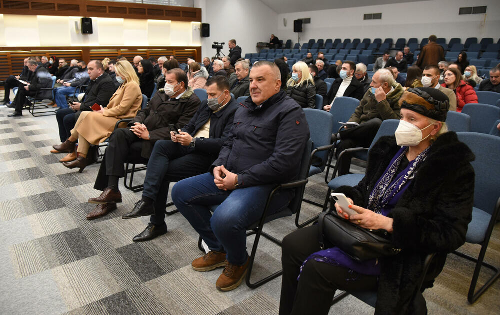 <p>Joković je kazao da će Glavni odbor stranke imati sjednicu na kojoj će se izjasniti o manjinskoj vladi nakon vanrednih sjednica parlamenta</p>
