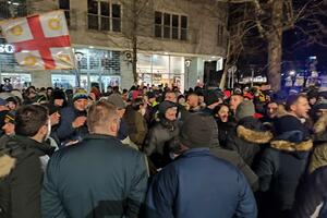 Protest u Nikšiću, među okupljenima funkcioneri Demokrata,...