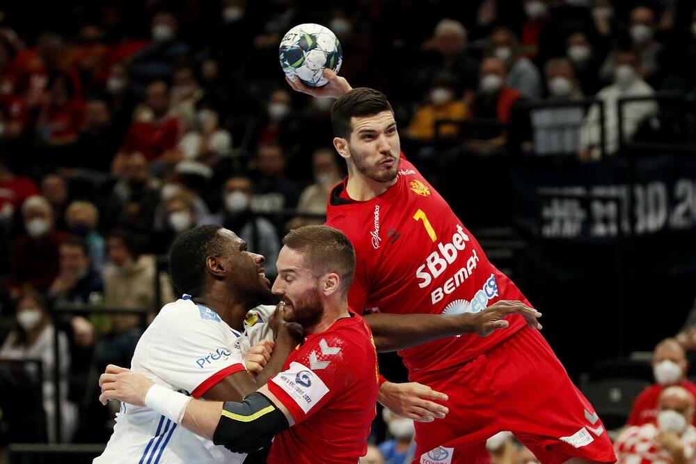 Stefan Čavor na večerašnjoj utaikmici, Foto: Reuters