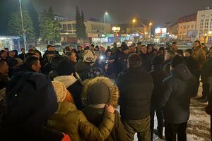 Protest u Beranama, Demokrate obezbijedile prevoz za Podgoricu na...