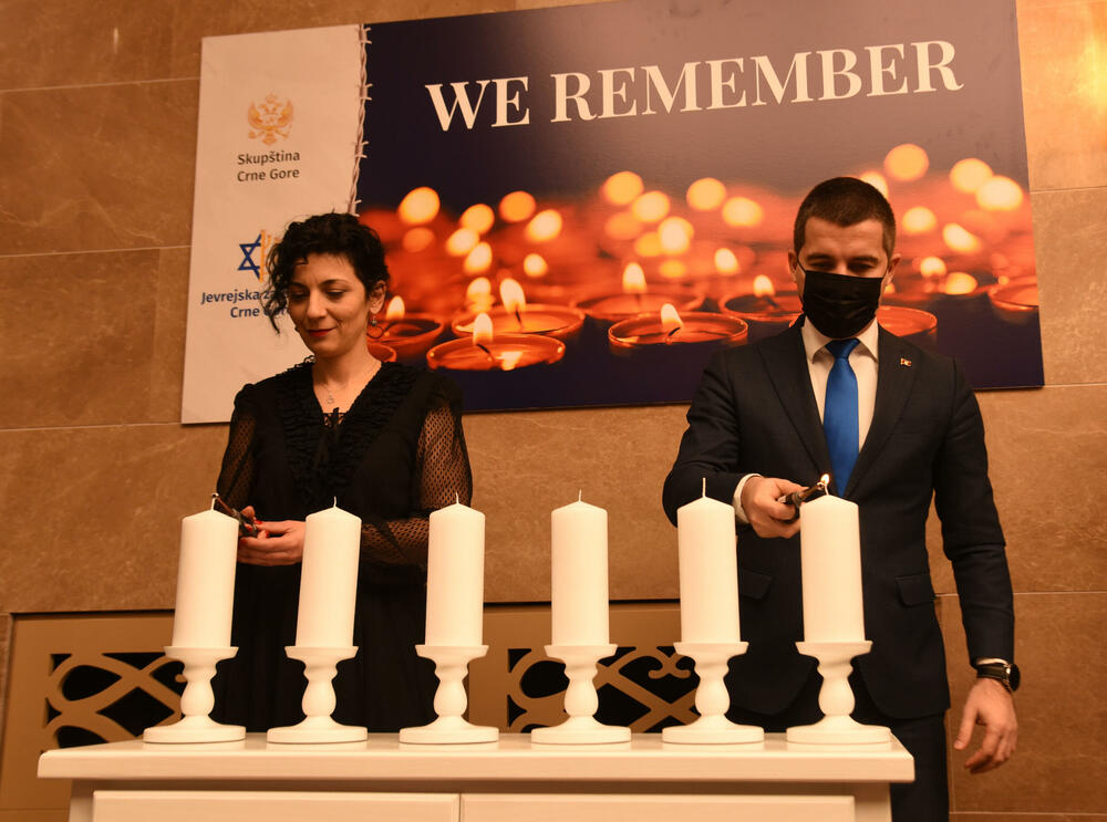 <p>U najvišem predstavničkom domu obilježen 27. januar – Međunarodni dan žrtava Holokausta</p>