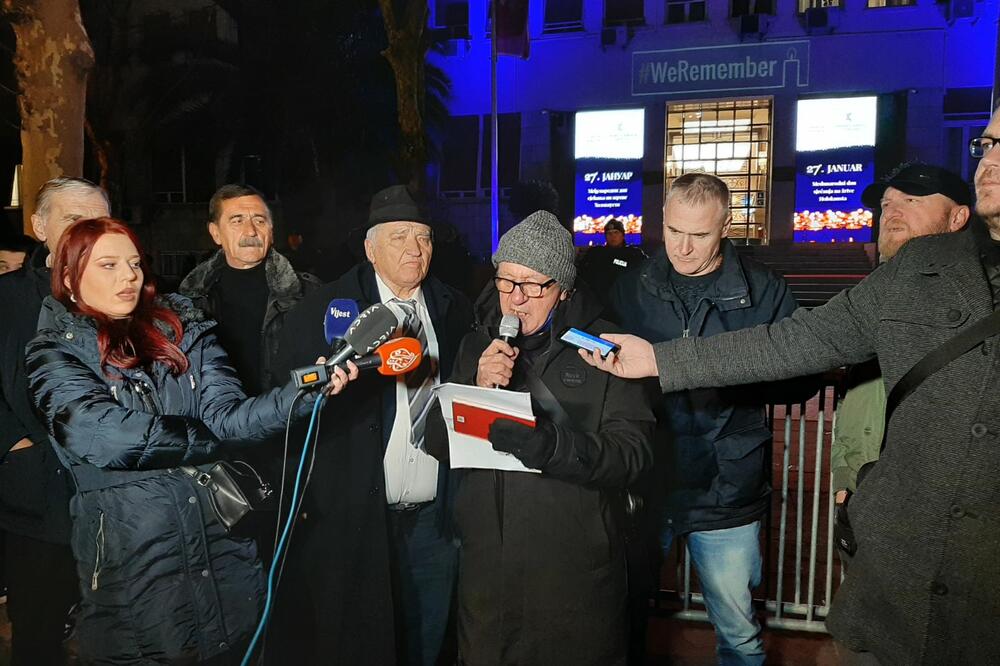 Joksimović na jednom od ranijih protesta, Foto: Nikola Dragaš
