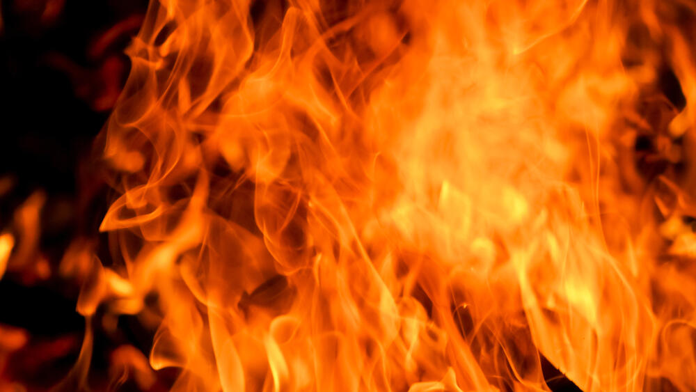 Najmanje 12 osoba poginulo u požaru u stambenoj zgradi na jugu Kine