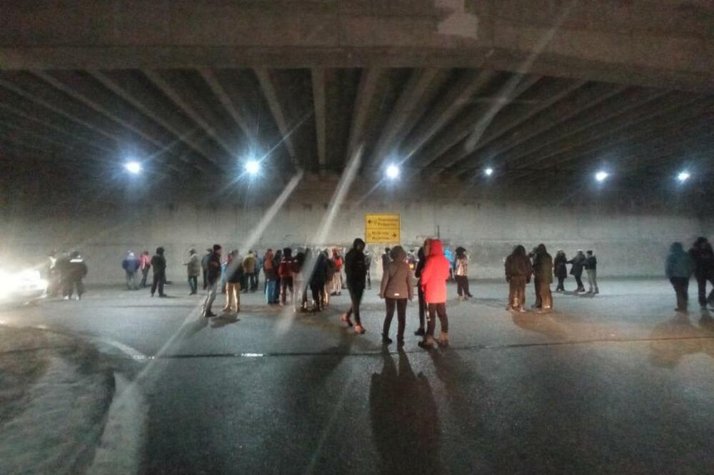 Sa večerašnjeg protesta, Foto: Dragana Šćepanović