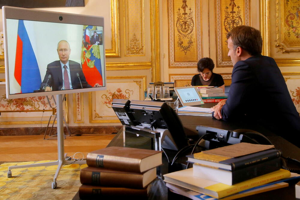 Makron i Putin tokom video konferencije 2020., Foto: POOL New