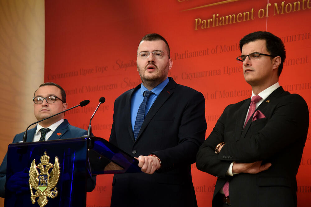Sa pres konferencije, Foto: Luka Zeković