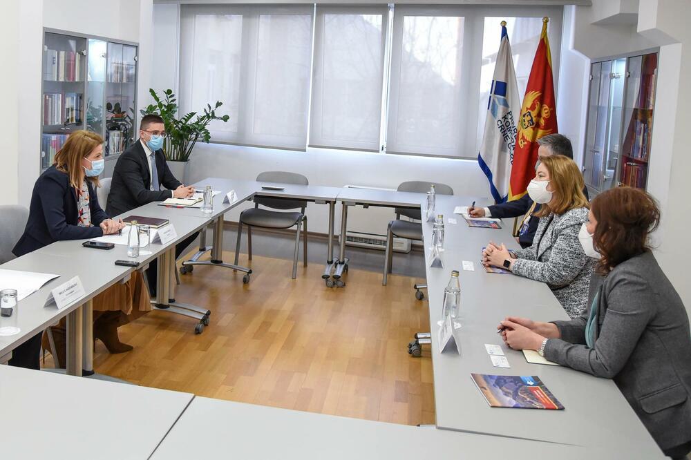 Sa sastanka, Foto: PKCG