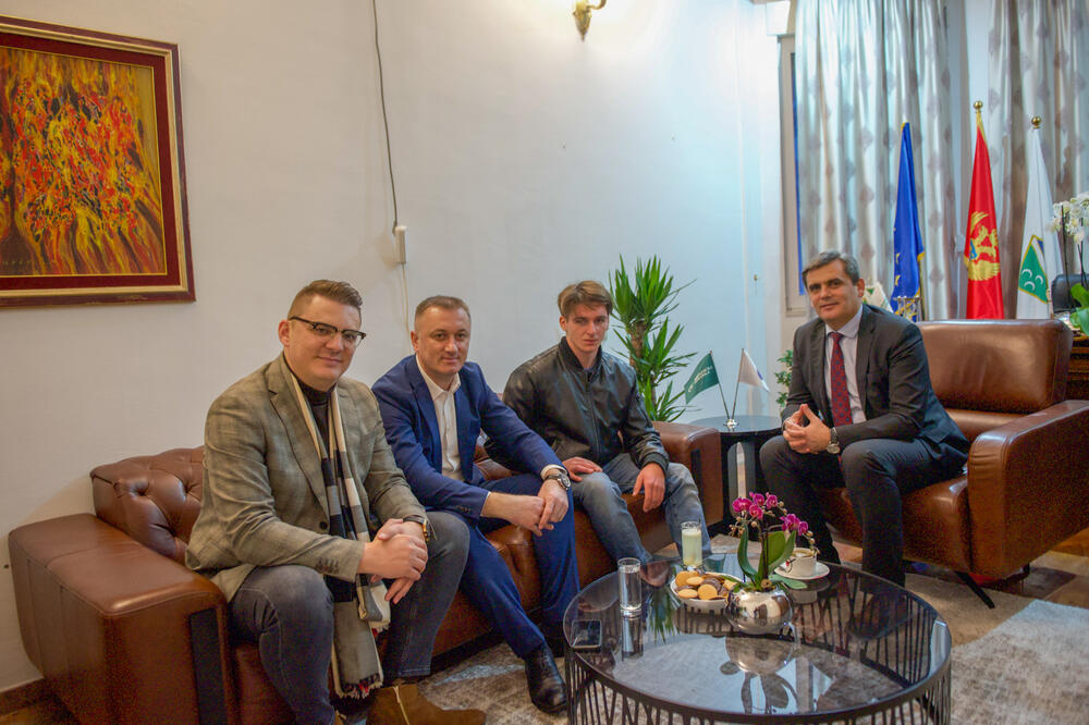 Emšija sa funkcionerima BS, Foto: Bošnjačka stranka