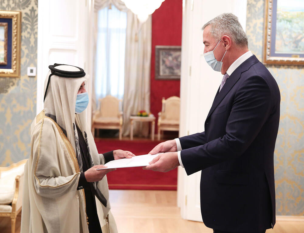 Milo Đukanović, Faris Rumi Mohamed Šahin Al-Naimia