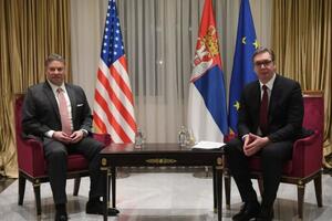 Vučić se sastao sa Eskobarom i Lajčakom u Beogradu