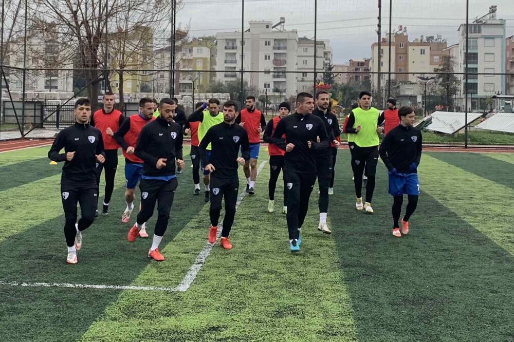 Sa današnjeg treninga Dečića u Antaliji, Foto: FK Dečić