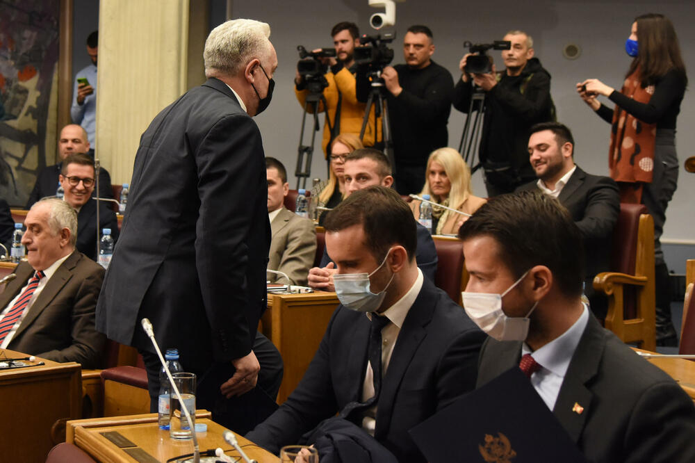 Premijer kazao da je šef DPS-a Đukanović dogovorio pad Vlade, Foto: Luka Zeković