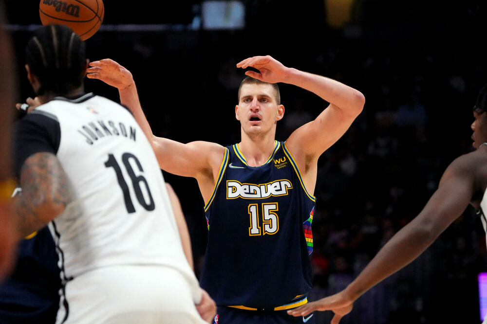 Nikola Jokić na meču sa Bruklinom, Foto: REUTERS