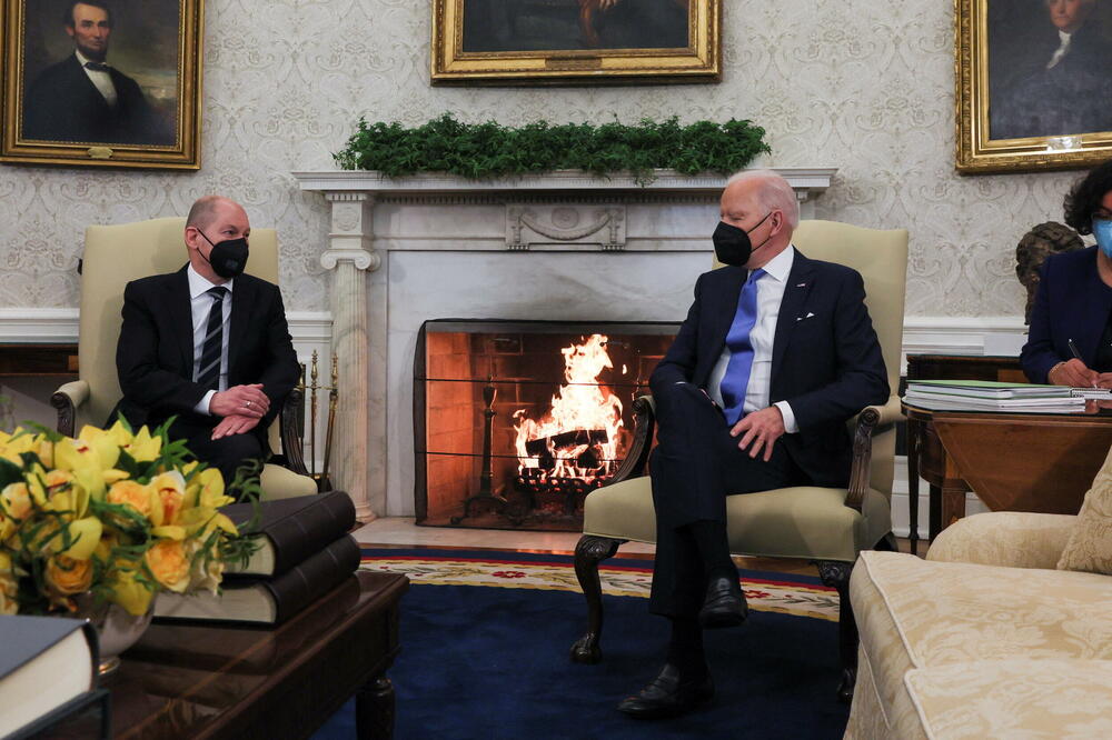 Šolc i Bajden, Foto: Reuters