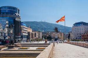 S. Makedonija: Poslanici albanske DUI podnijeli uslovljene ostavke...
