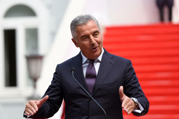 Đukanović: SPC remetilački faktor i u Crnoj Gori i regionu,...