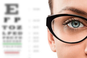Ako ne vidite dobro: Naočari, sočiva ili operacija?