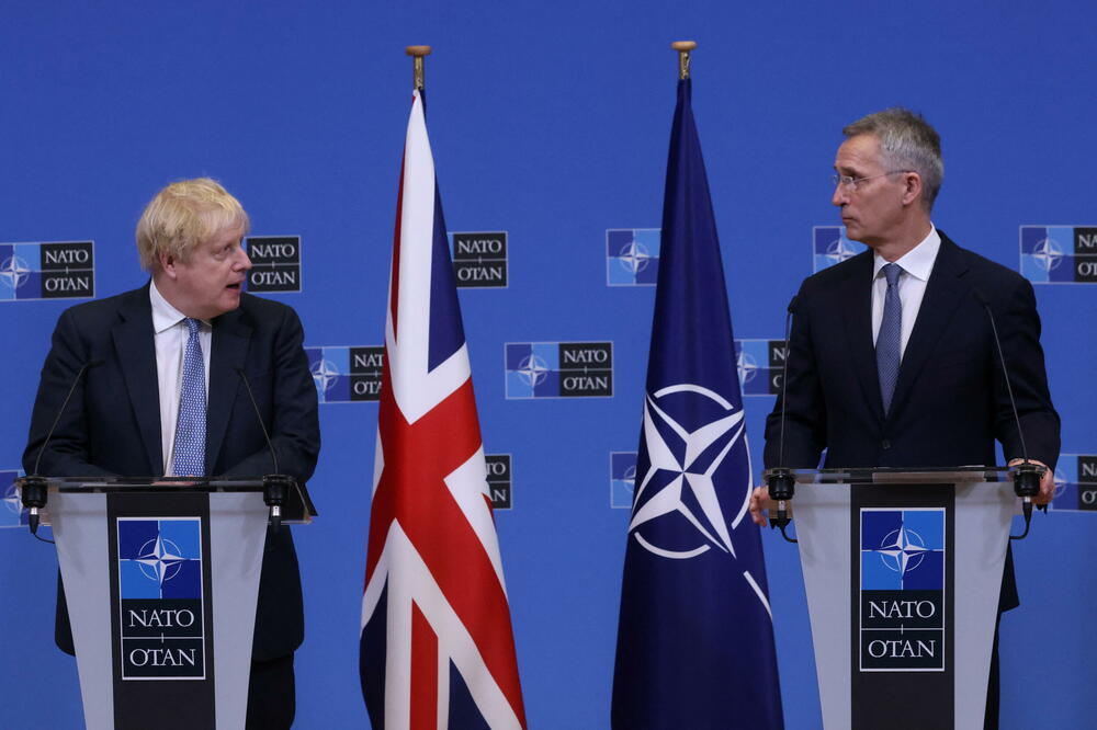 Džonson i Stoltenberg, Foto: REUTERS
