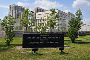 Stejt department će pozvati američko osoblje ambasade u Kijevu da...