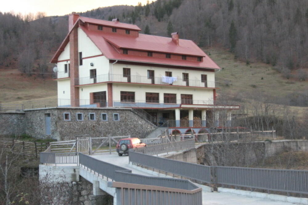 Hotel "Jelovica" kod Berana, Foto: Tufik Softić