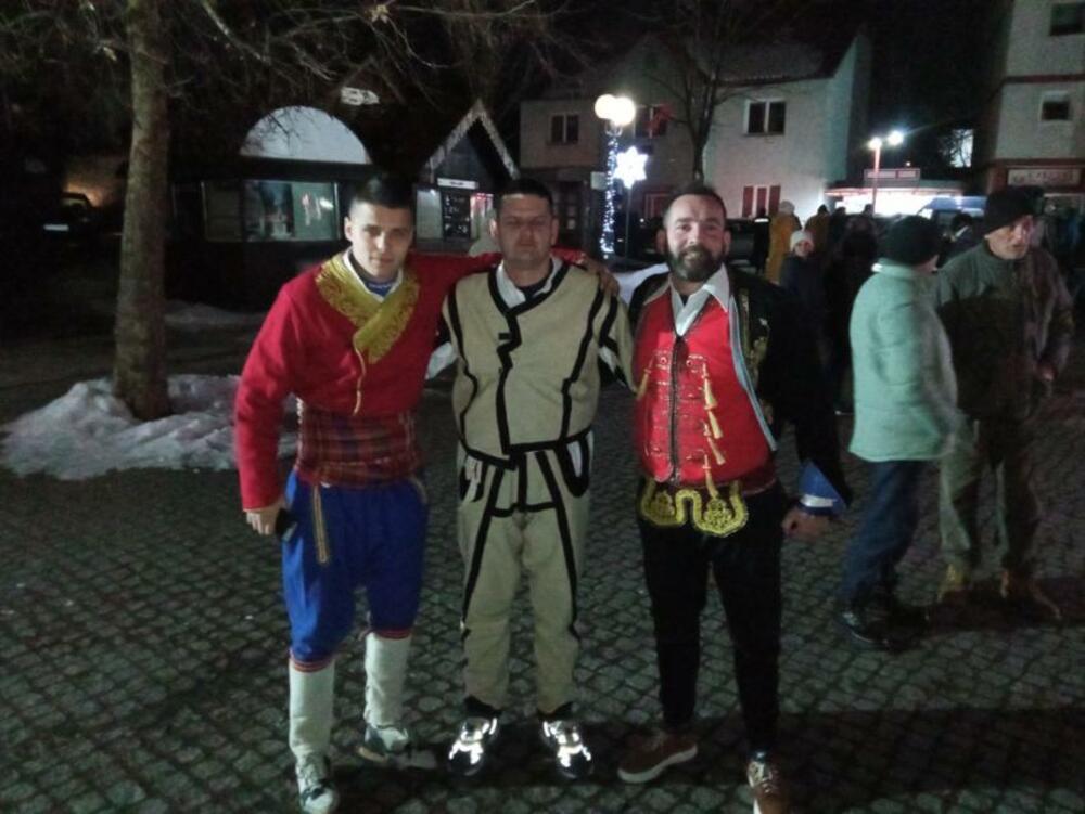 <p>"Slobodu ako jednom izgubite ne možete je povratiti... Najveći pobjednici su bili oni koje niko nije mogao nazvati izdajnicima", rekao je lider Demokrata</p>  <div contenteditable="false" tabindex="-1"> </div>