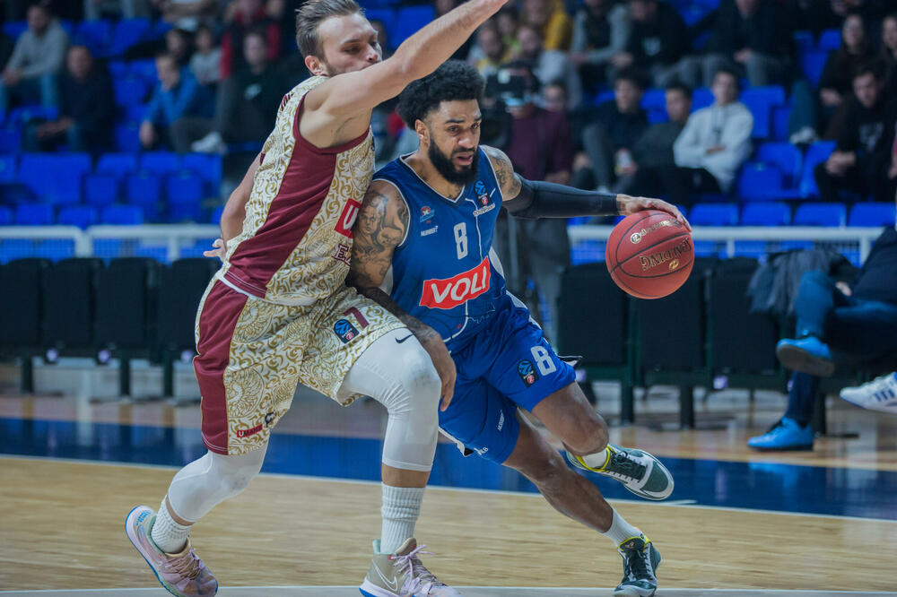 Želi da se iskupi za očajno izdanje protiv Venecije: Denis Džerom Sili, Foto: KK Budućnost Voli