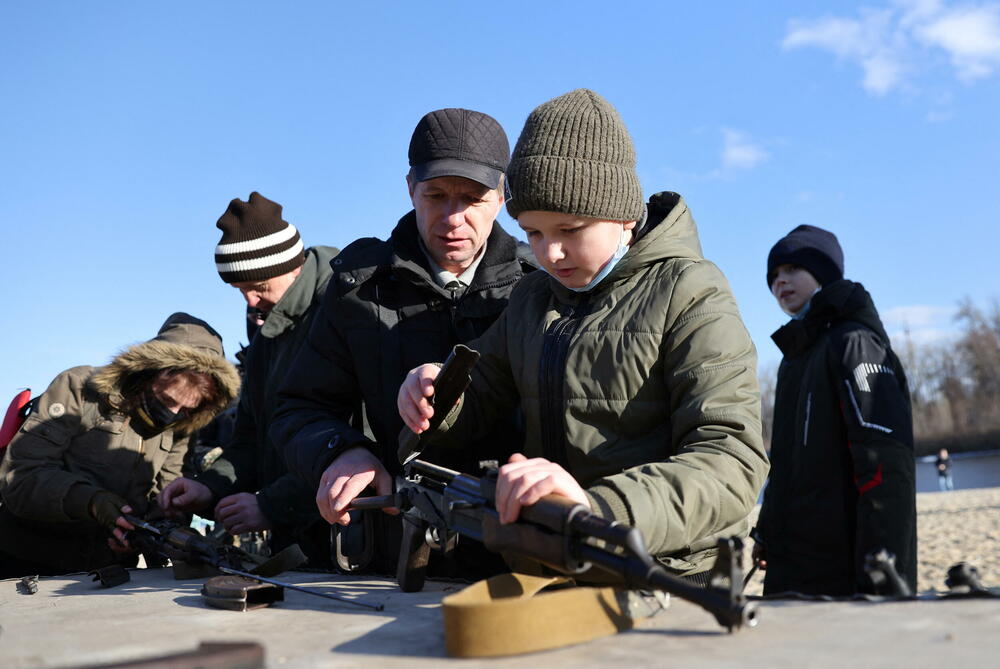 Vojne vjezbe za civile u Kijevu