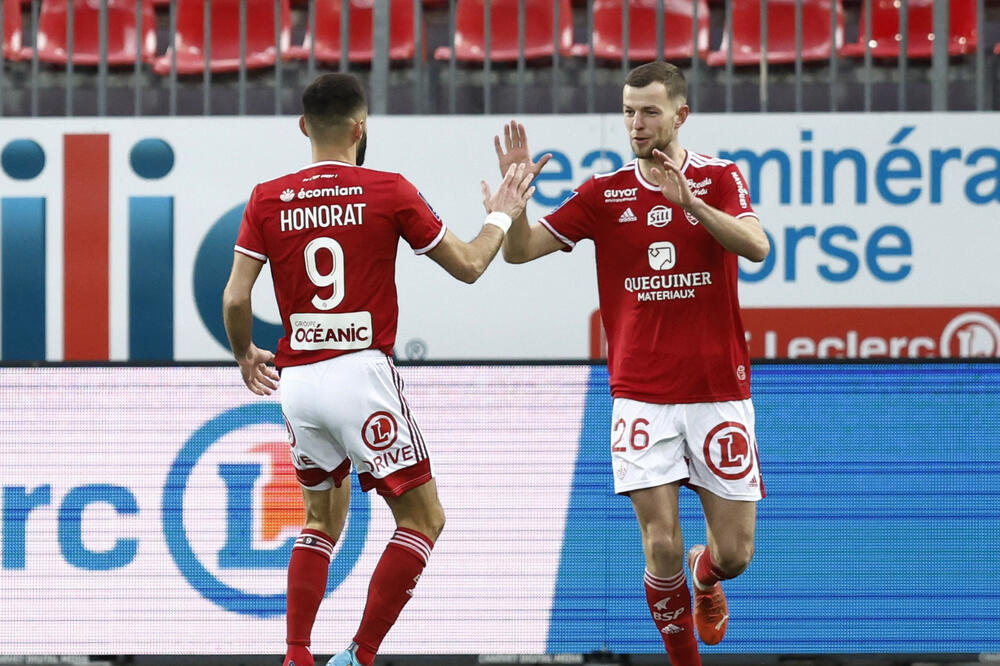 Slavlje Franka Onore i Žeremija le Duarona, Foto: REUTERS/Stephane Mahe