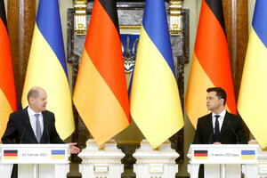 Šolc u Kijevu: Nema razumnih razloga za nagomilavanje ruske vojske...