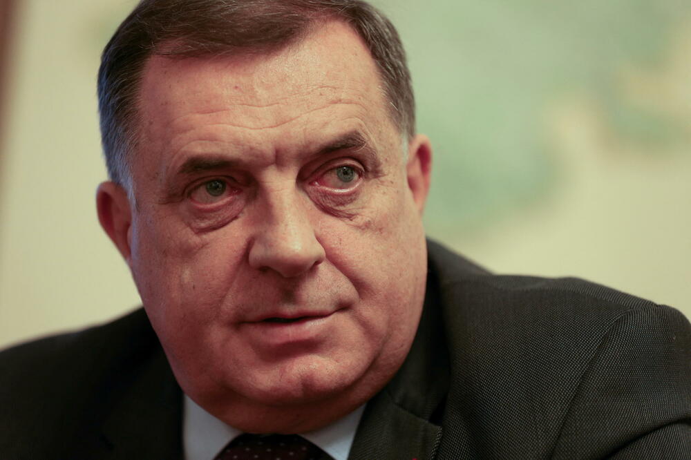 SAD su u januaru uvele sankcije Dodiku, Foto: Rojters
