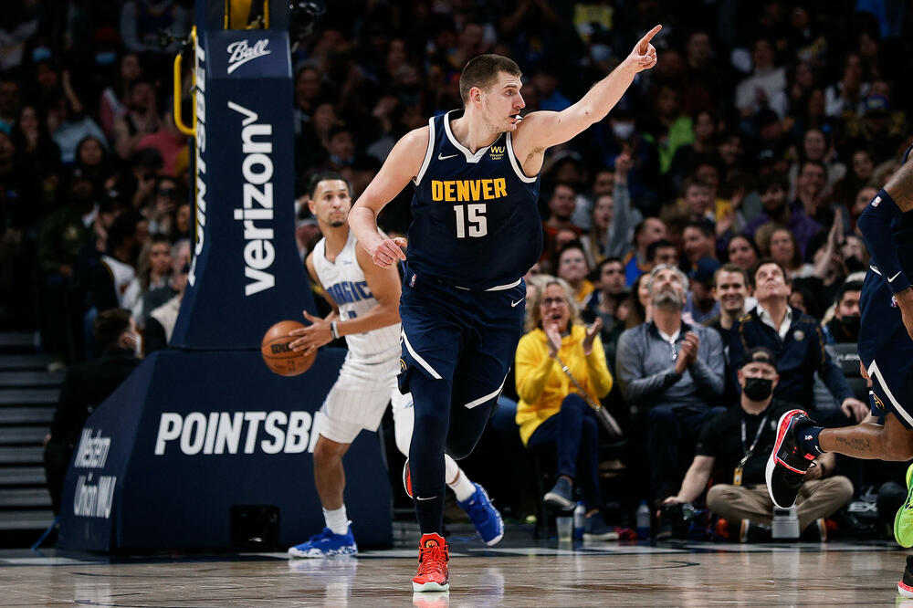 Nikola Jokić na meču sa Orlandom, Foto: Reuters
