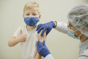 Velika Britanija će vakcinu protiv koronavirusa ponuditi djeci...