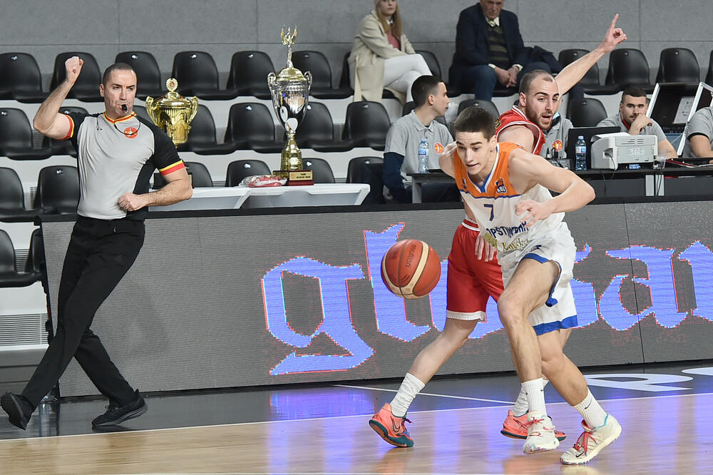 Balša Živanović na večerašnjoj utakmici, Foto: KSCG