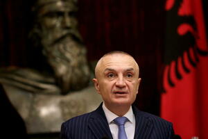 Ustavni sud Albanije poništio opoziv Mete: Dokazi ne predstavljaju...