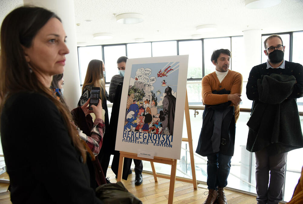 <p>Uz Vilijama Simpsona, gost u Crnoj Gori će biti i filmski režiser Brajan Kirk, koji iza sebe ima serije poput 'Luter', 'Igra prijestola', 'Penny Dreadful', 'Dexter'...</p>