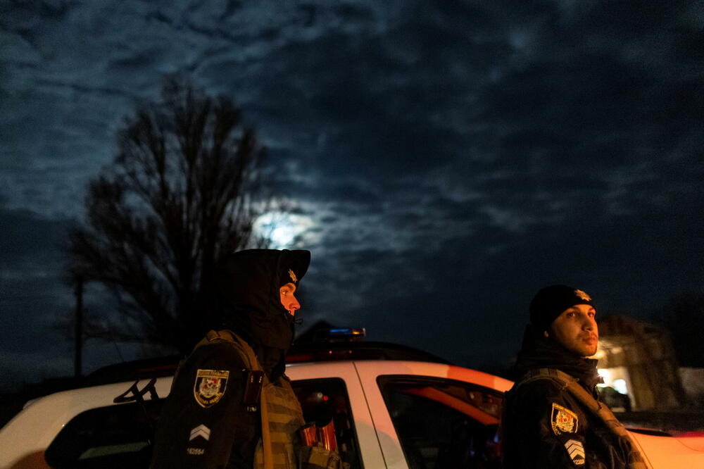 Ukrajinska policija u mjestu Stanica Luganska, Foto: Reuters
