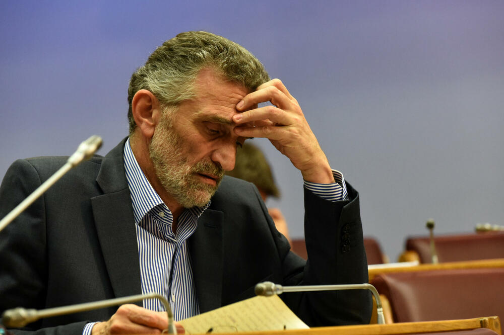 Pozivaju ga da ne zakazuje sjednicu bez saglasnosti većine od 30. avgusta: Bulajić, Foto: BORIS PEJOVIC