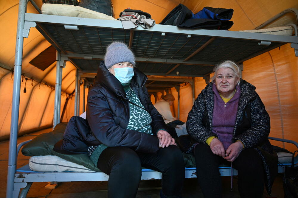 <p>Golubjev je rekao da su u Rostovskoj oblasti sva ministarstva i svi članovi vlade prešli na 24-časovni režim rada i da na svaka dva sata predaju izvještaje o situaciji</p>