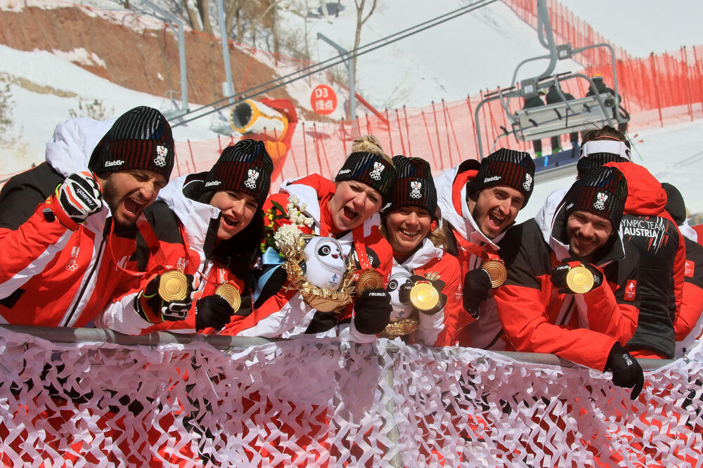 Austrijski tim najbolji u paralel slalomu, Foto: REUTERS