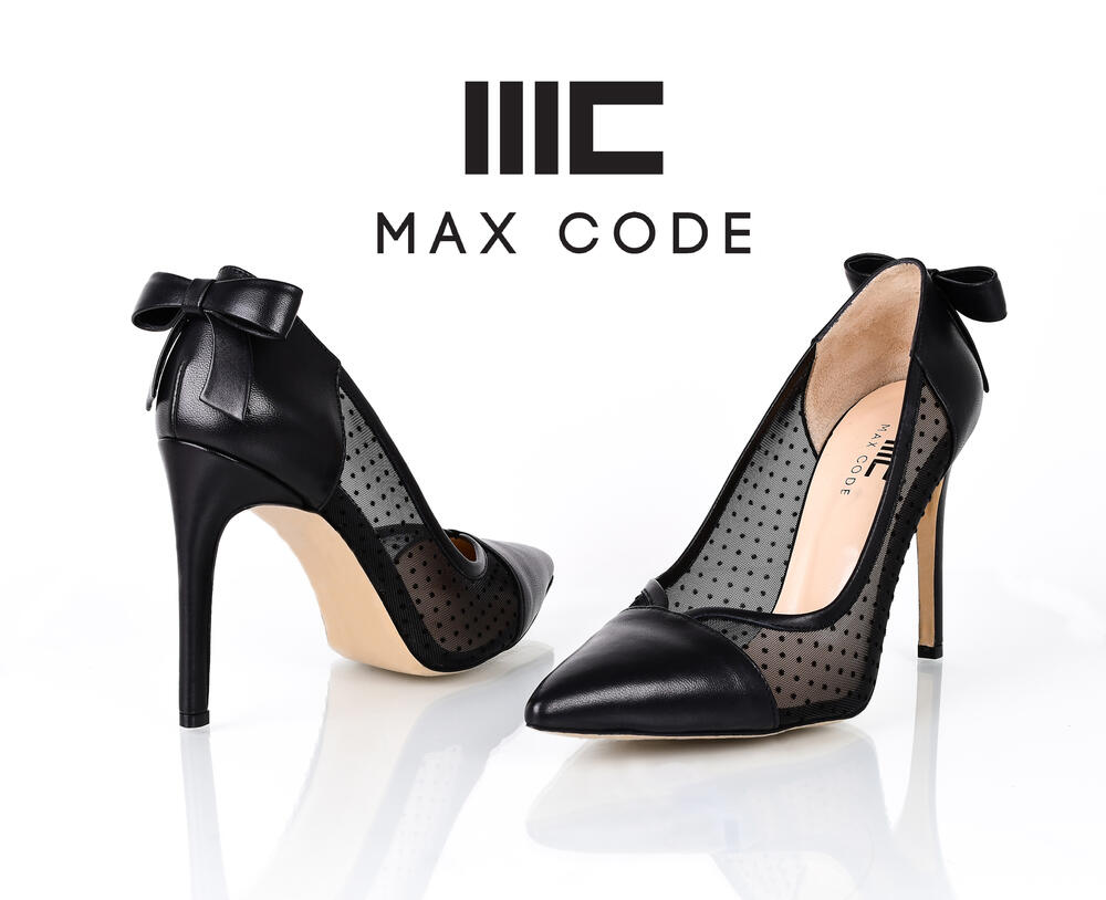 <p>U prodaji se nalazi nova kolekcija proljeće ljeto, a posebno bi izdvojili savršenu kolekciju muškog italijanskog brenda Antony Morato čiji smo eksluzivni zastupnici ,kao i Max Code muškog i ženskog brenda čija je garderoba izrađena od najkavitetnijih prirodnih materijala a čija je obuća prepoznatljiva po vrhunskpoj udobnosti i kvalitetu.</p>