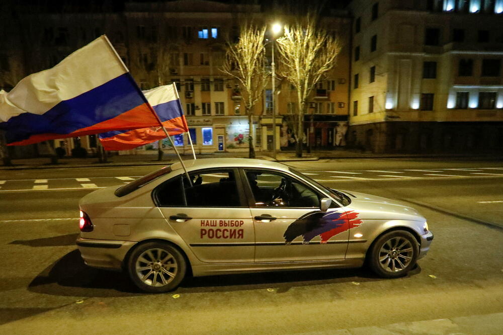 Slavlje u Donjecku nakon Putinove odluke, Foto: ALEXANDER ERMOCHENKO