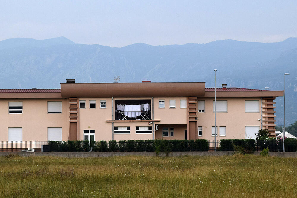 Prihvatilište za strance u Spužu (arhiva/ilustracija), Foto: BORIS PEJOVIC