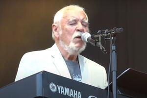 Preminuo Geri Bruker, pjevač rok grupe Procol Harum