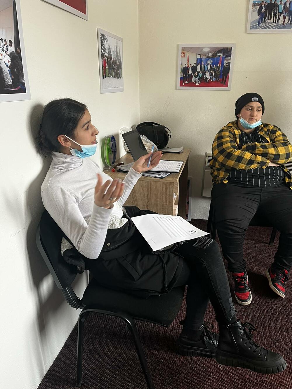 <p>Obuka je organizovana kroz zajednički projekat Evropske unije i Vlade Crne Gore, &bdquo;Socijalno uključivanje Roma/Romkinja i Egipćana/Egipćanki uz posredovanje saradnika za inkluziju&ldquo;</p>